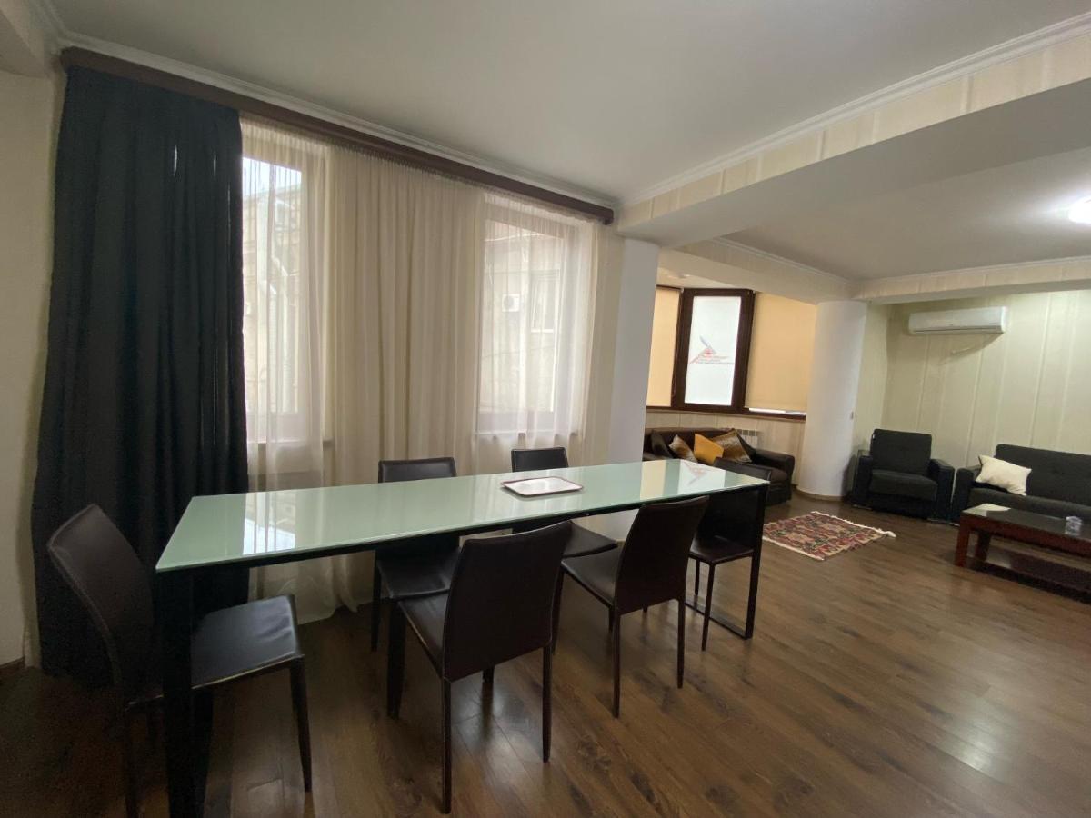 Center Apart Apart Otel *